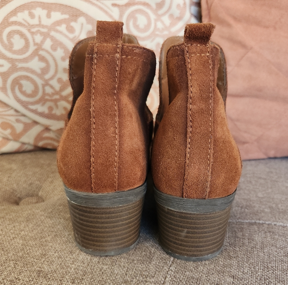 Sonoma Suede Ankle Booties Slit Side Open Ankle BOHO "woodcut whiskey" Size 10 - Picture 4 of 7